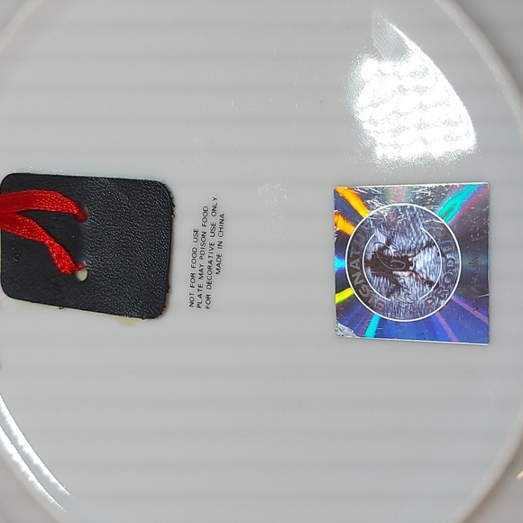 Vintage Elvis He Dared to Rock | That's Alright Mama| Decorative Plate - Picture 7 of 7